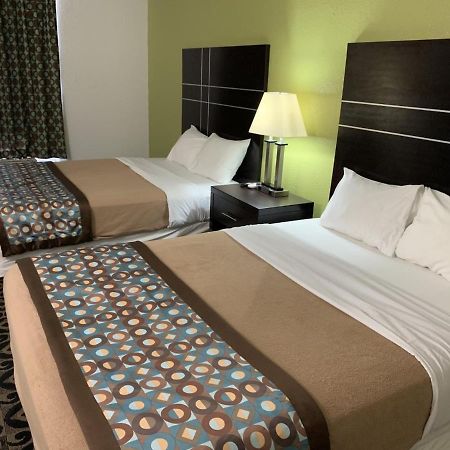 King'S Inn Torrington Bagian luar foto